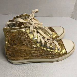 Gotta Flurt Sneakers Womens Size 9 Hi Top Gold Sequins Tie Shoes